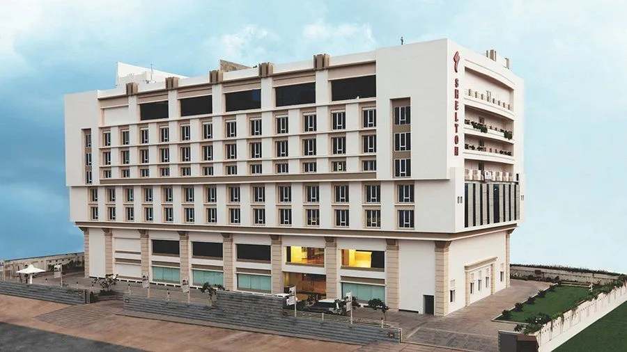 Hotel Shelton Rajamahendri thumbnail 2